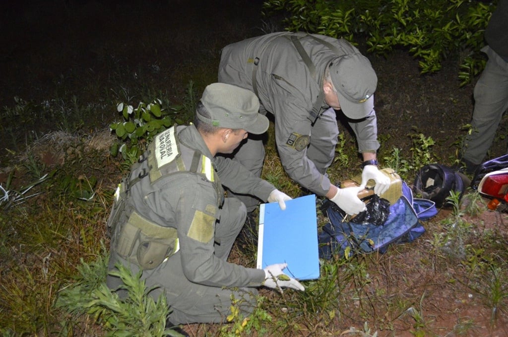 Secuestran más de 1.800 kilos de marihuana en un operativo en la zona norte de Misiones.