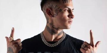 L-Gante disfrutó de una noche de "after beach" en la playa de Pinamar, junto a sus amigos y allegados. Foto Los Andes.