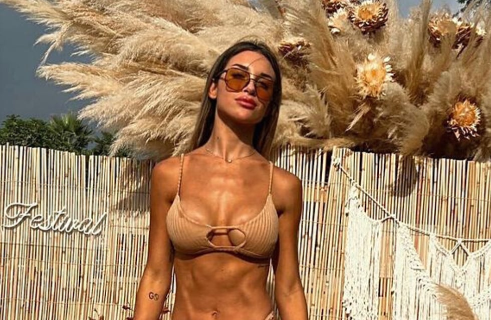 Agustina Gandolfo en microbikini dejó ver como crece su pancita y mostró cómo entrena en Buenos Aires