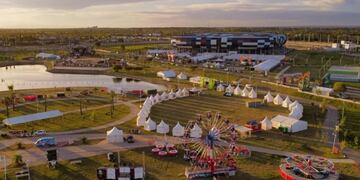 Comienza la Feria Industrial en San Luis: a qué hora es la apertura y que artistas se presentarán.