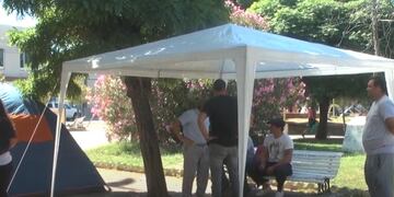 El STM de Punta Alta instaló una carpa en la Plaza Belgrano