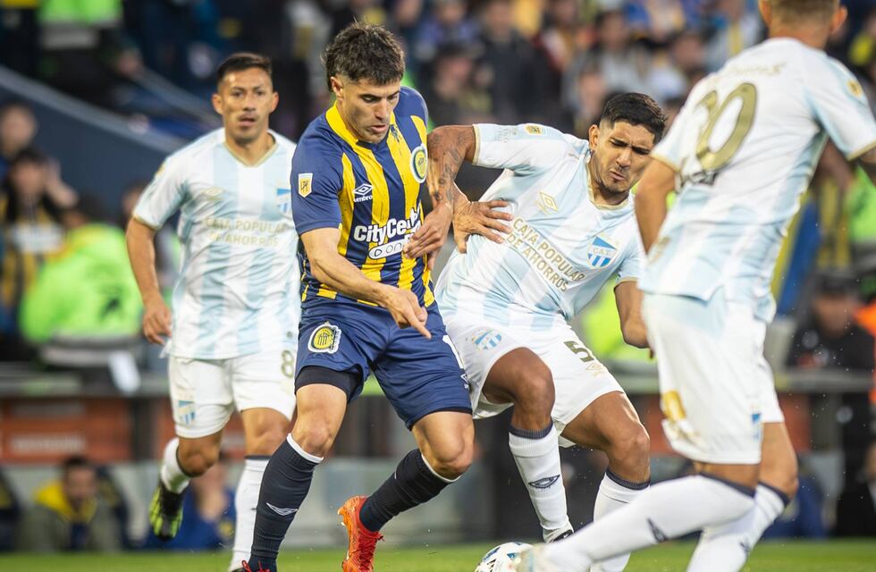 Rosario Central sorprendió a Atlético Tucumán, le ganó en el final y lo bajó