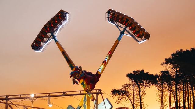 Asistieron a un parque de atracciones en Córdoba y se hicieron virales.