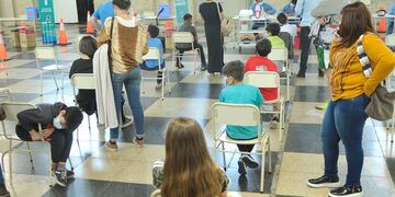La vacunación en menores avanza en el país y en la provincia.