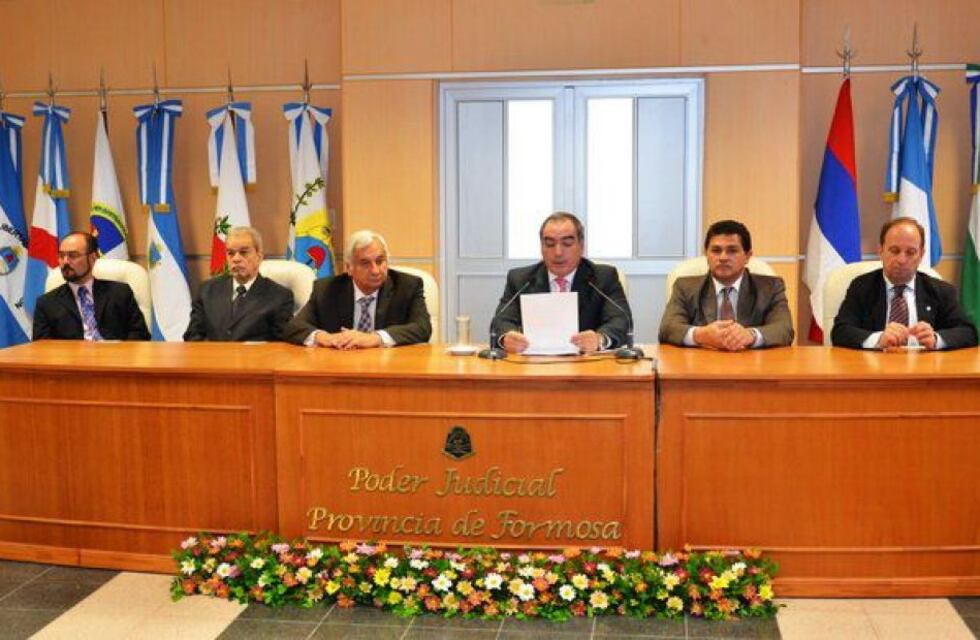 Como si no pasara nada: El Superior Tribunal de Justicia acordó la feria judicial