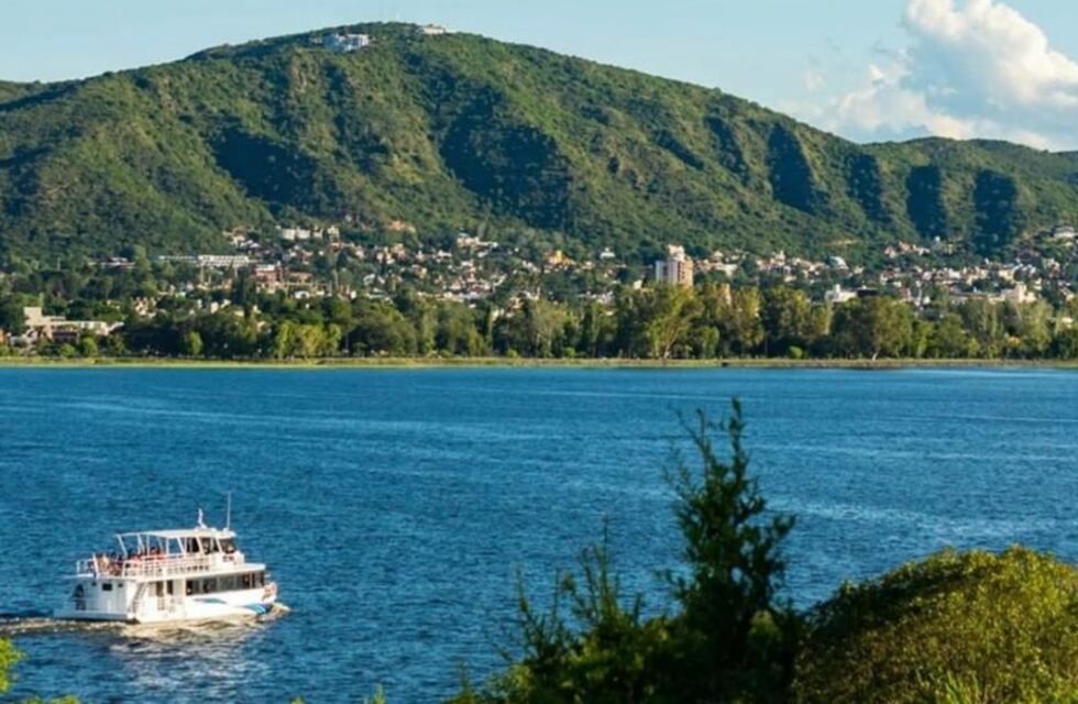 Lo acusan de homicidio pero asegura que estaba paseando en el Catamarán de Carlos Paz