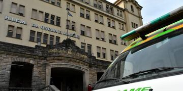 El hombre murió mientras era trasladado al HIGA