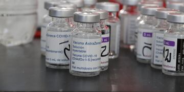 Encontraron las vacuans de AstraZeneca durante el operativo policial.