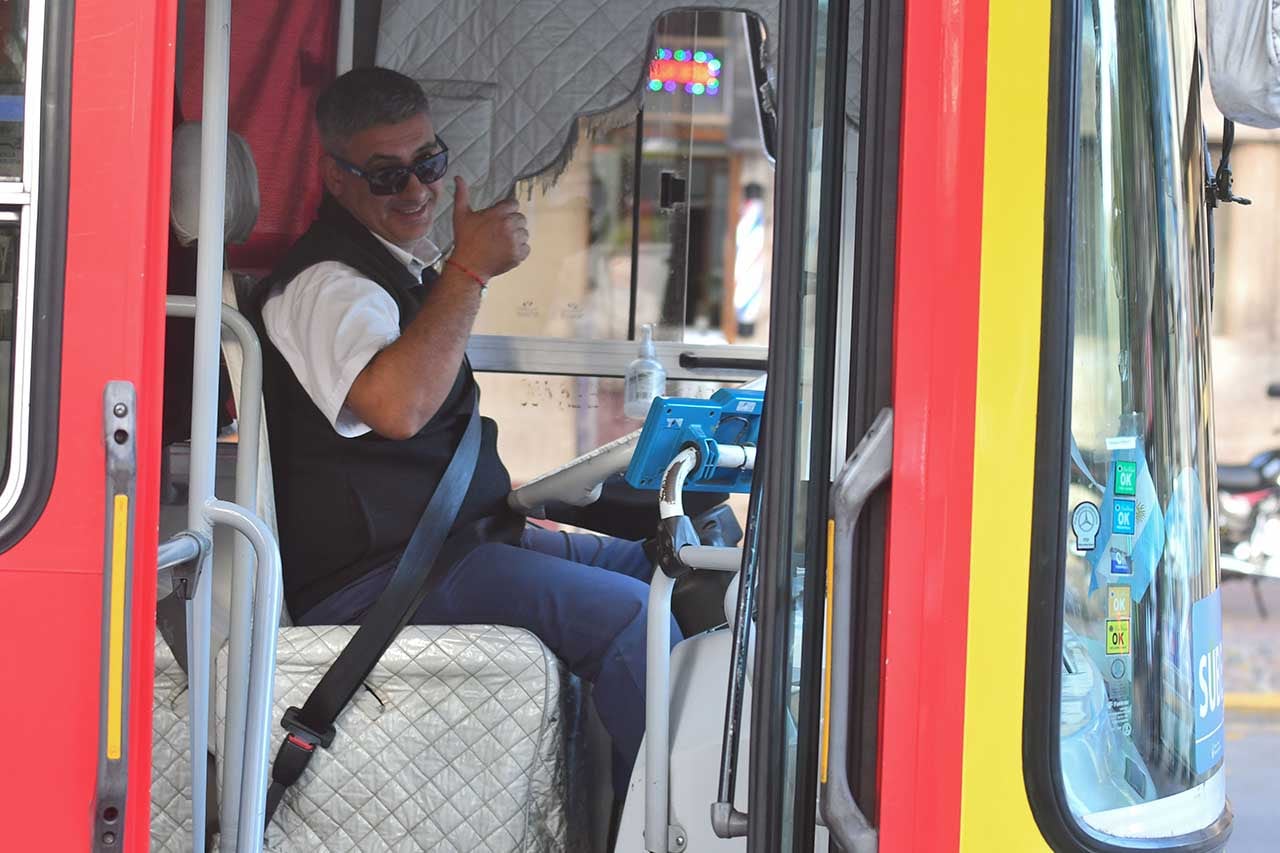 Nuevo aumento de sueldo para los choferes de colectivoFoto:José Gutierrrez / Los Andes 