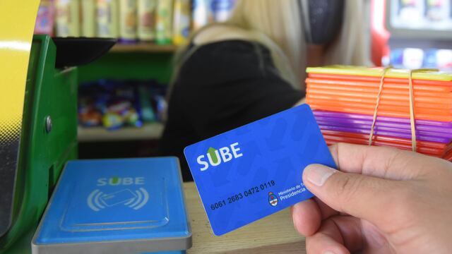 Está prohibido cobrar un adicional por la recarga de la SUBE.