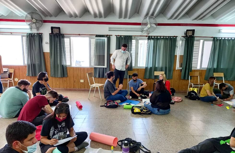 Se preparan para un empleo 390 jóvenes