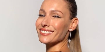 La microbikini fucsia que marcó el gran salto a la fama de Pampita.