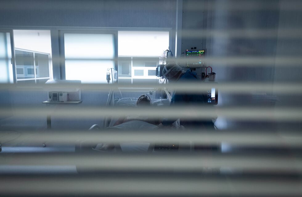 Mendoza registró hoy 11 muertos y 984 casos de Covid-19