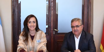 La vicepresidenta Victoria Villarruel y el gobernador catamarqueño Raúl Jalil