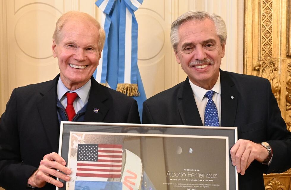 El jefe de la NASA confirmó que buscan vida extraterreste: “Creo que hay vida afuera”