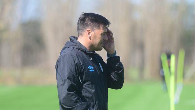 ¿Belgrano repetirá formación por tercera vez? La lista de concentrados de Juan Cruz Real para enfrentar a Talleres (José Gabriel Hernández)