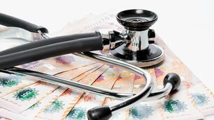 El Gobierno presiona a las prepagas para que retrotraigan sus precios. Foto: Los Andes