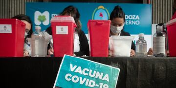 Abren la vacunación para niños y adolescentes con enfermedades de base en Mendoza.
