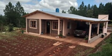 Continúan las obras de construcción de viviendas rurales en Mojón Grande.