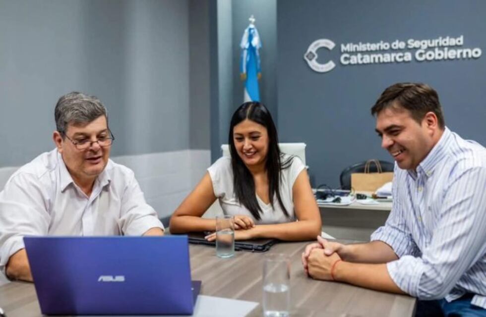 Reuniones para fortalecer la seguridad en el Interior