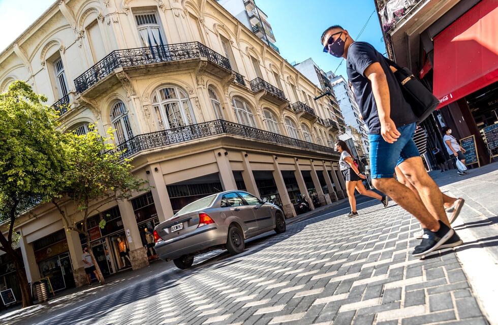 Terminaron los trabajos de reconstrucción del cruce de Córdoba y Maipú