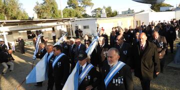 Coronel Rosales rindió homenaje a los veteranos de guerra.