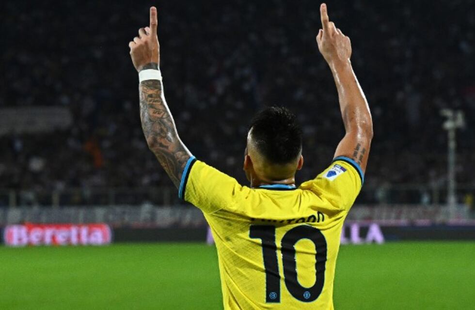 Lautaro Martínez metió dos goles en el triunfo del Inter ante Fiorentina