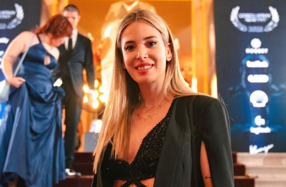 Desde el sauna, Jesica Cirio cautivó con una bikini negra con puntitos