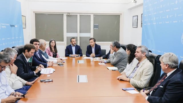 No hubo acuerdo entre los funcionarios de Nación y los de Ciudad y volverán a verse las caras en 15 días. Foto: Corresponsalía.