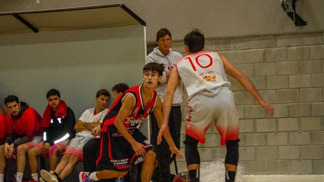 Copa Ciudad de Tres Arroyos: Argentino bajó al “Globo” y se convirtió en el primer finalista
