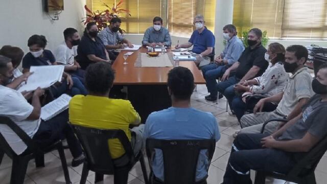 Eldorado: gremialistas y autoridades municipales se reunieron para discutir salarios.