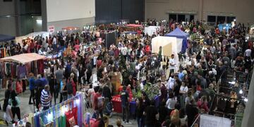Feria de artesanías y manualidades