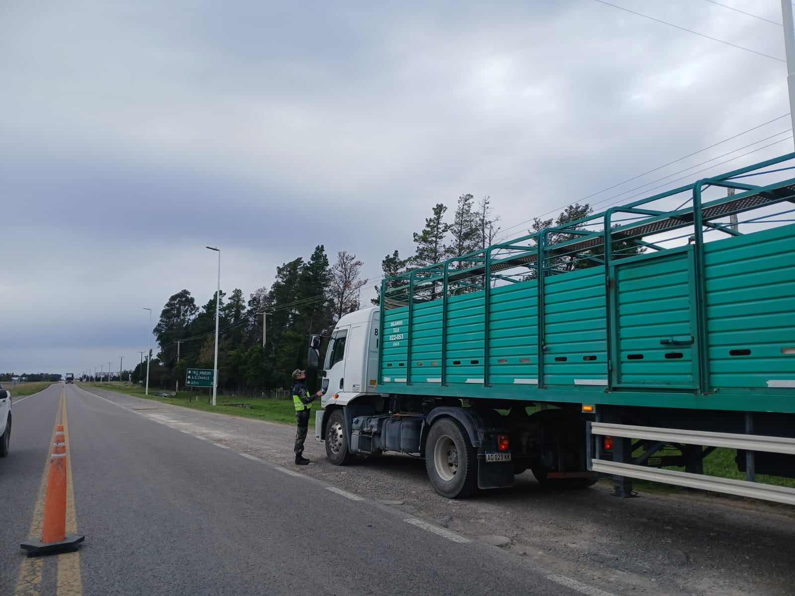 Detienen a un hombre con pedido de captura en un operativo rural en las rutas del distrito