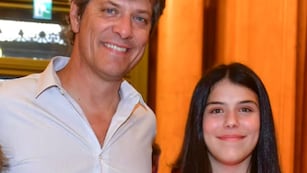 Mario Pergolini junto a su novia Valentina.