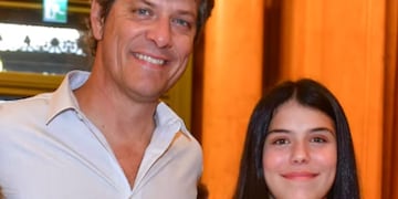 Mario Pergolini junto a su novia Valentina.