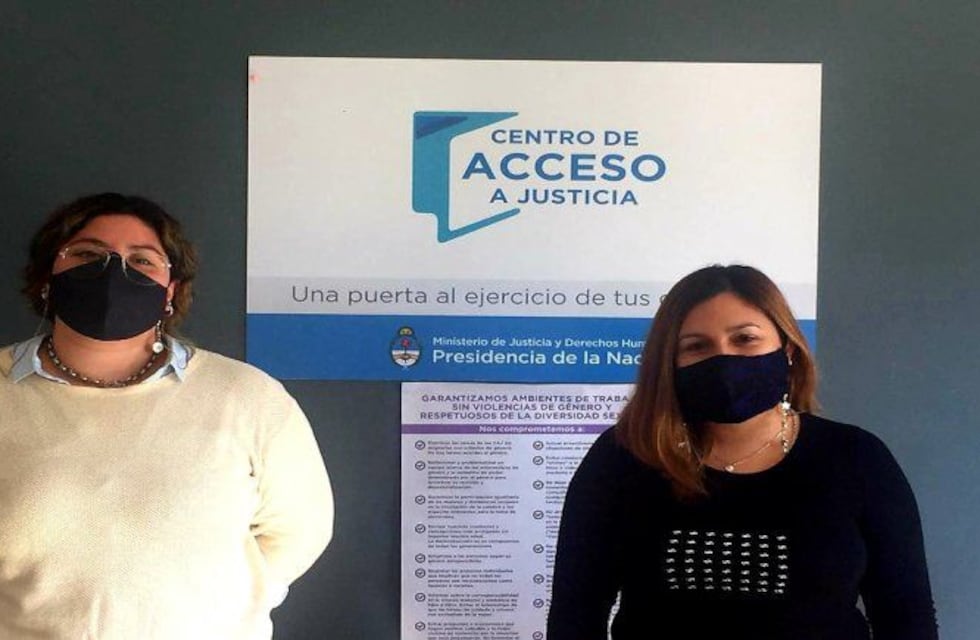Una joven de 28 años recibió por primera vez su DNI y contó por qué no se lo tramitaron al nacer