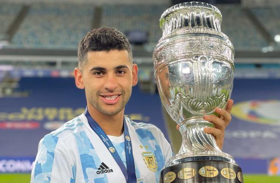 Tremendo: el Cuti Romero mostró el impresionante tatuaje de la Copa América