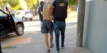 El joven detenido por la AIC en el marco del ataque sicario en el barrio 17 de octubre