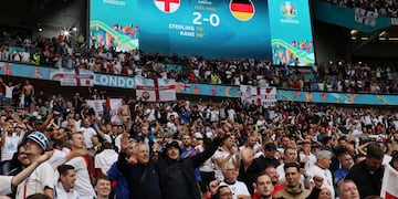 La OMS se mostró preocupada por la cantidad de espectadores que hay en la Eurocopa.