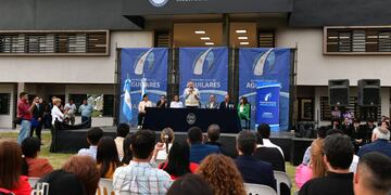 Jaldo y autoridades universitarias firmaron un convenio histórico para ofrecer educación superior en la región.