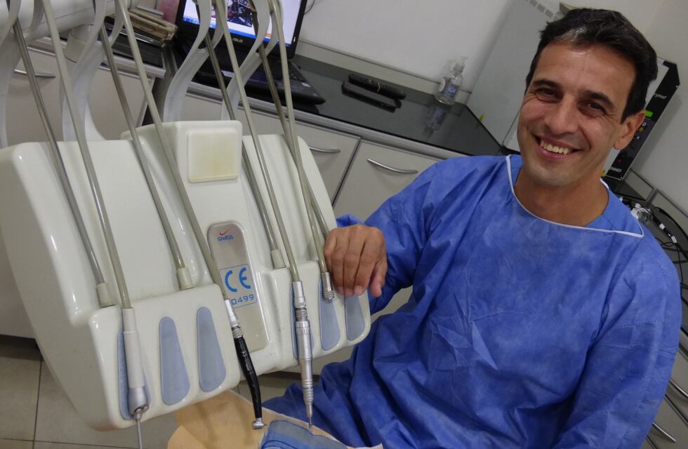 La historia del dentista que salvó a una bebé de ser ahogada en el Parque de Mayo