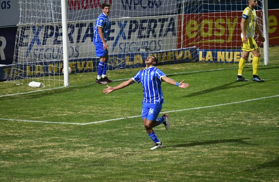 Godoy Cruz derrotó a Rosario Central 2-1 en el cierre de la primera fecha de la Liga Profesional