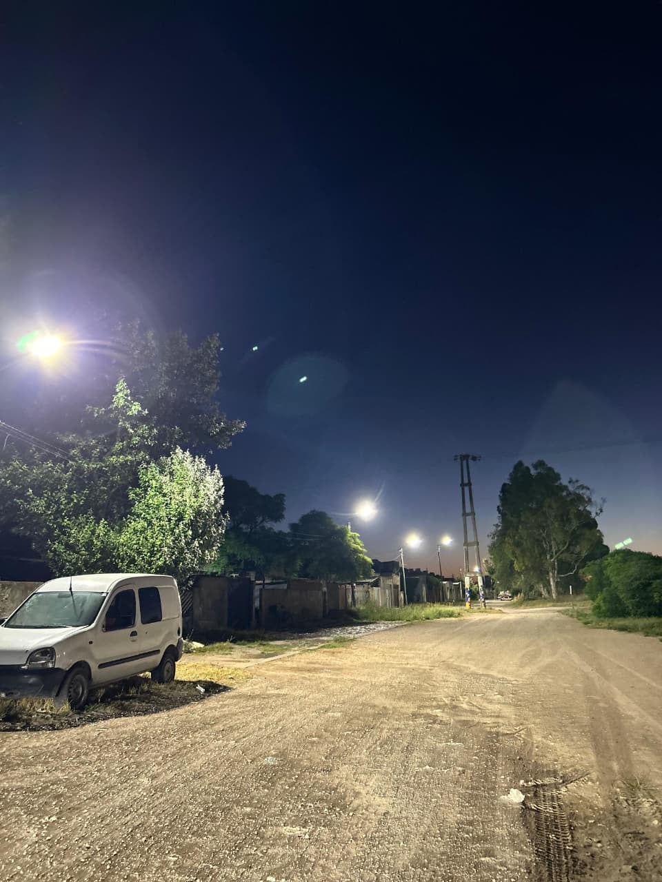 Chaves Municipio realiza mejoras en alumbrado público y eficiencia energética en distintos sectores