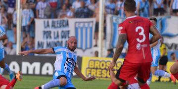 Jorge Scolari, uno de los refuerzos que se afianzó en Racing, como lateral derecho (Ramiro Pereyra / La Voz).