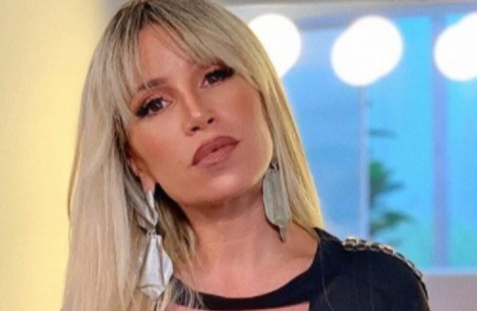 Florencia Peña posó con un top deportivo y shorts: “ATR siempre bebé”