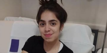 Priscila tiene 13 años, es de Comodoro y le detectaron un tumor maligno en el hombro. Para pagar el tratamiento decidió rifar su teclado musical.