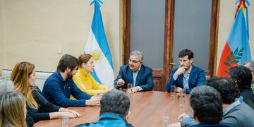 CAMYEN e YMAD aportarán $4.500 millones para obras en zonas de operación minera.