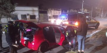 Desalojaron fiestas clandestinas en Banda del Río Salí.