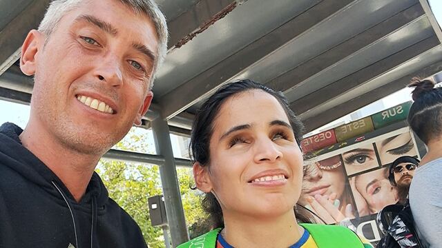 Gracias a una campaña solidaria, la estudiante de música pudo conseguir el instrumento que le faltaba.