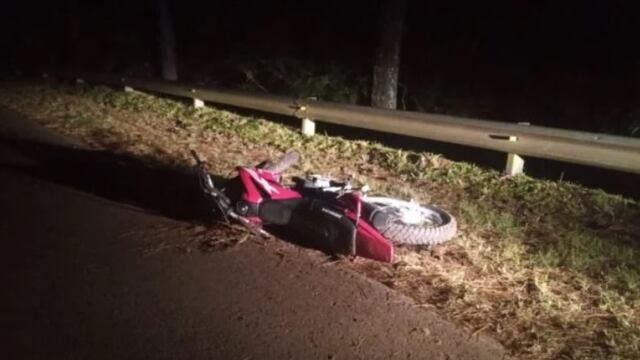 Siniestro fatal en Alba Posse: un motociclista perdió la vida.